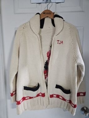 Mary Maxim Wool Hockey Sweater